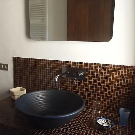 Casa Nel Bosco Bed & Breakfast *